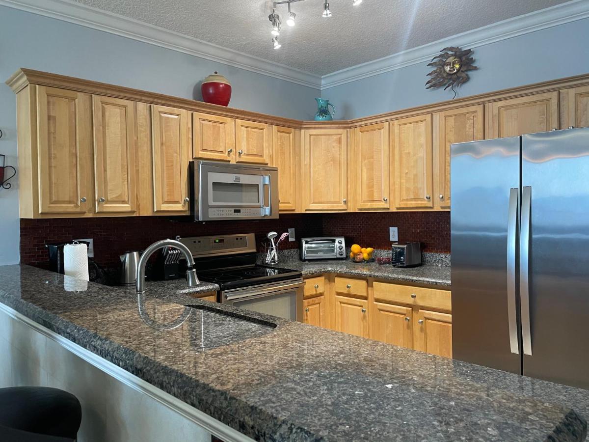 Tropic Winds 1701 Premium Corner Unit With 2 Parkings! Free Beach Chairs Service! Панама-Сіті-Біч Екстер'єр фото